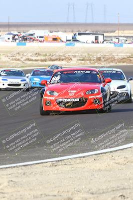 media/Jan-25-2025-CalClub SCCA (Sat) [[03c98a249e]]/Race 4/